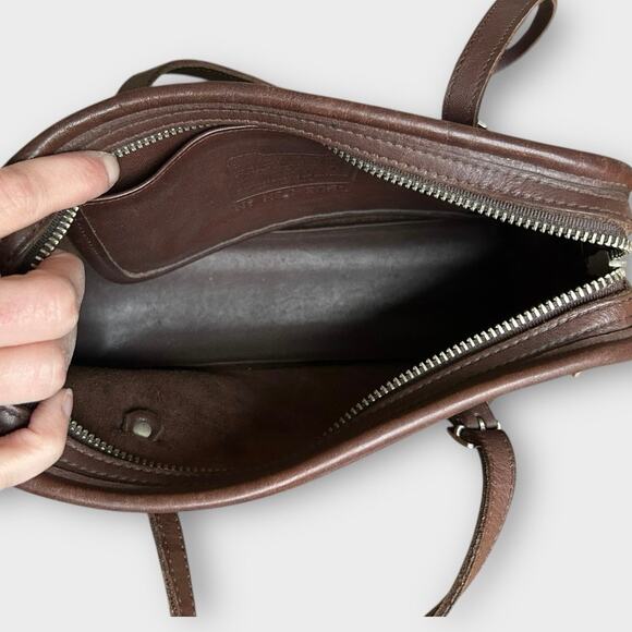 Vintage Coach 9051 Swing Zip Mahogany Glove-Tanned Leather Shoulder Bag Purse 98 - Picture 12 of 14